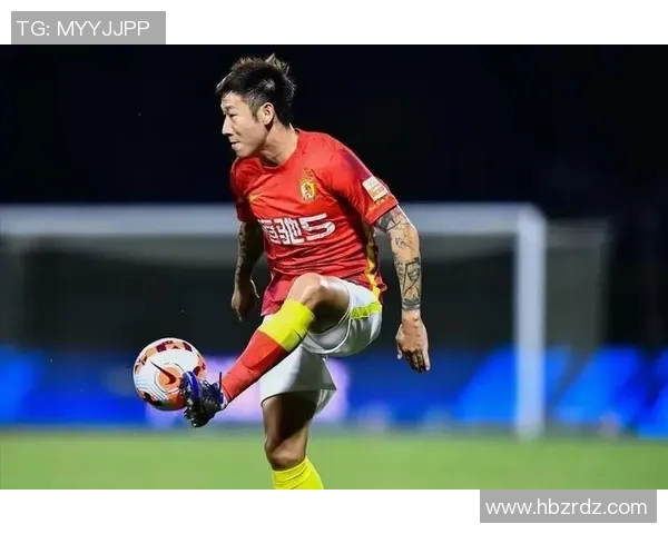 足球明星挑战无语游戏展现幽默一面引发粉丝热议与欢笑